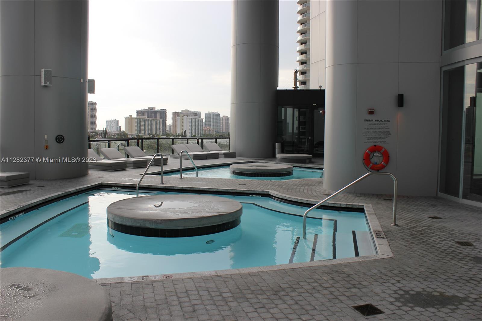 18555 COLLINS AVE, Miami Beach, FL, 33160 United States, 3 Bedrooms Bedrooms, ,3 BathroomsBathrooms,Residential,For Sale,COLLINS AVE,A11282377