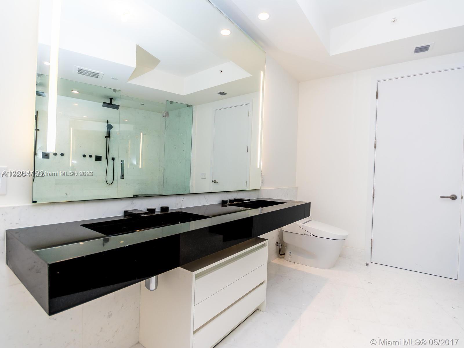 18555 COLLINS AVE, Miami Beach, FL, 33160 United States, 3 Bedrooms Bedrooms, ,3 BathroomsBathrooms,Residential,For Sale,COLLINS AVE,A11282377