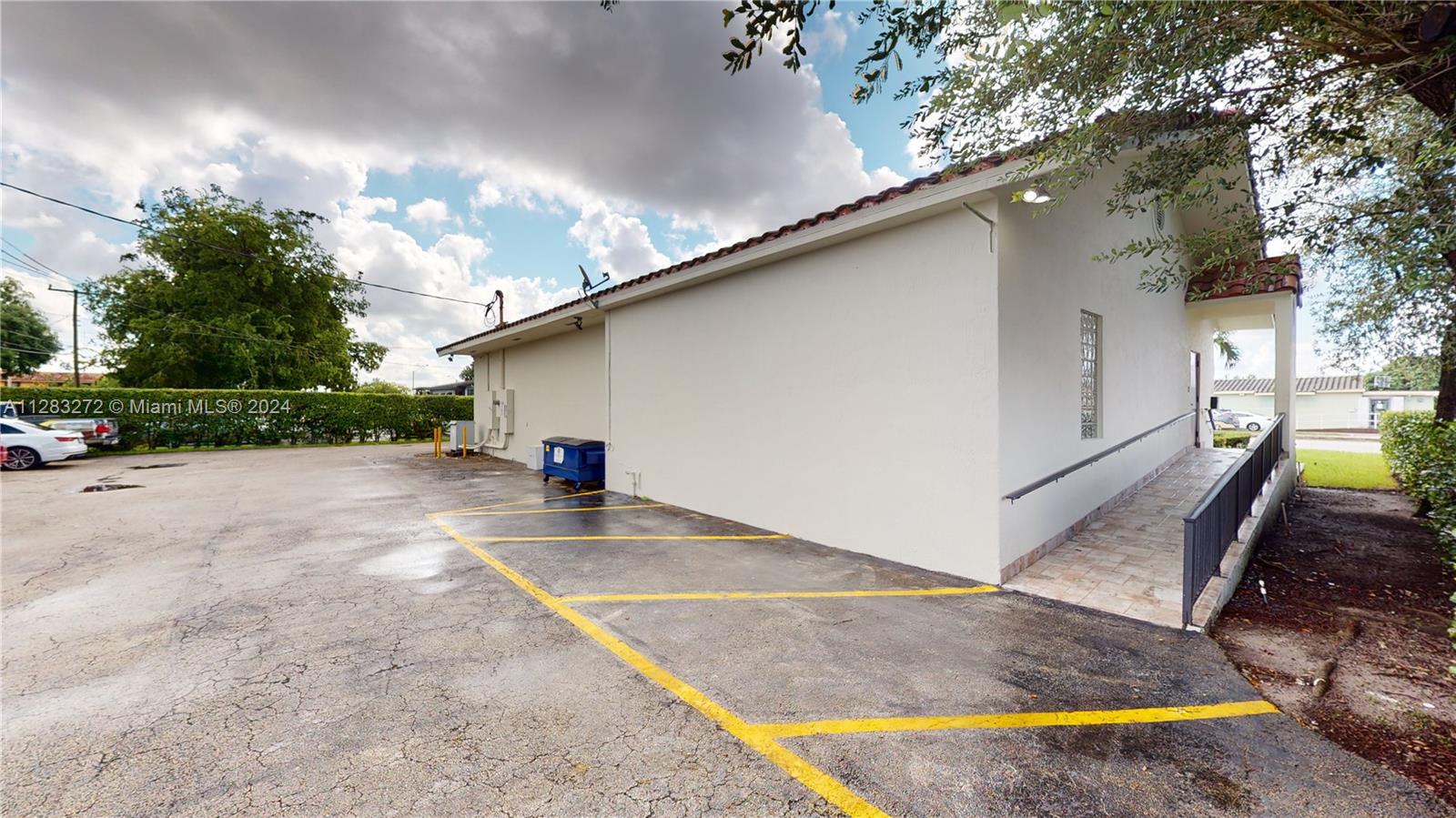 235 W 49th St, Hialeah, Florida 33012, ,Commercialsale,For Sale,235 W 49th St,A11283272