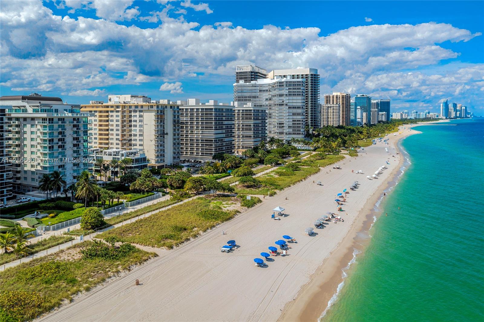 9499 Collins Ave, Surfside, FL, 33154 United States, 4 Bedrooms Bedrooms, ,4 BathroomsBathrooms,Residential,For Sale,Collins Ave,A11286660