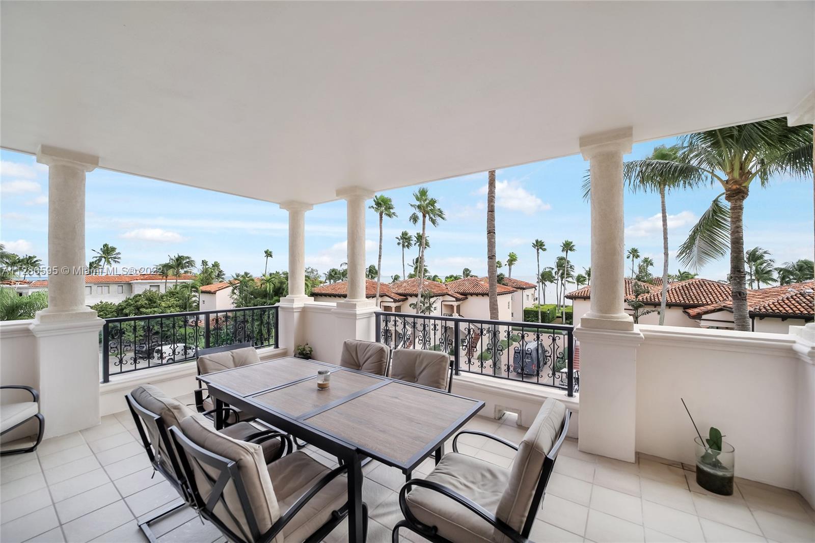 19133 Fisher Island Dr, Miami Beach, FL, 33109 United States, 2 Bedrooms Bedrooms, ,2 BathroomsBathrooms,Residential,For Sale,Fisher Island Dr,A11286595