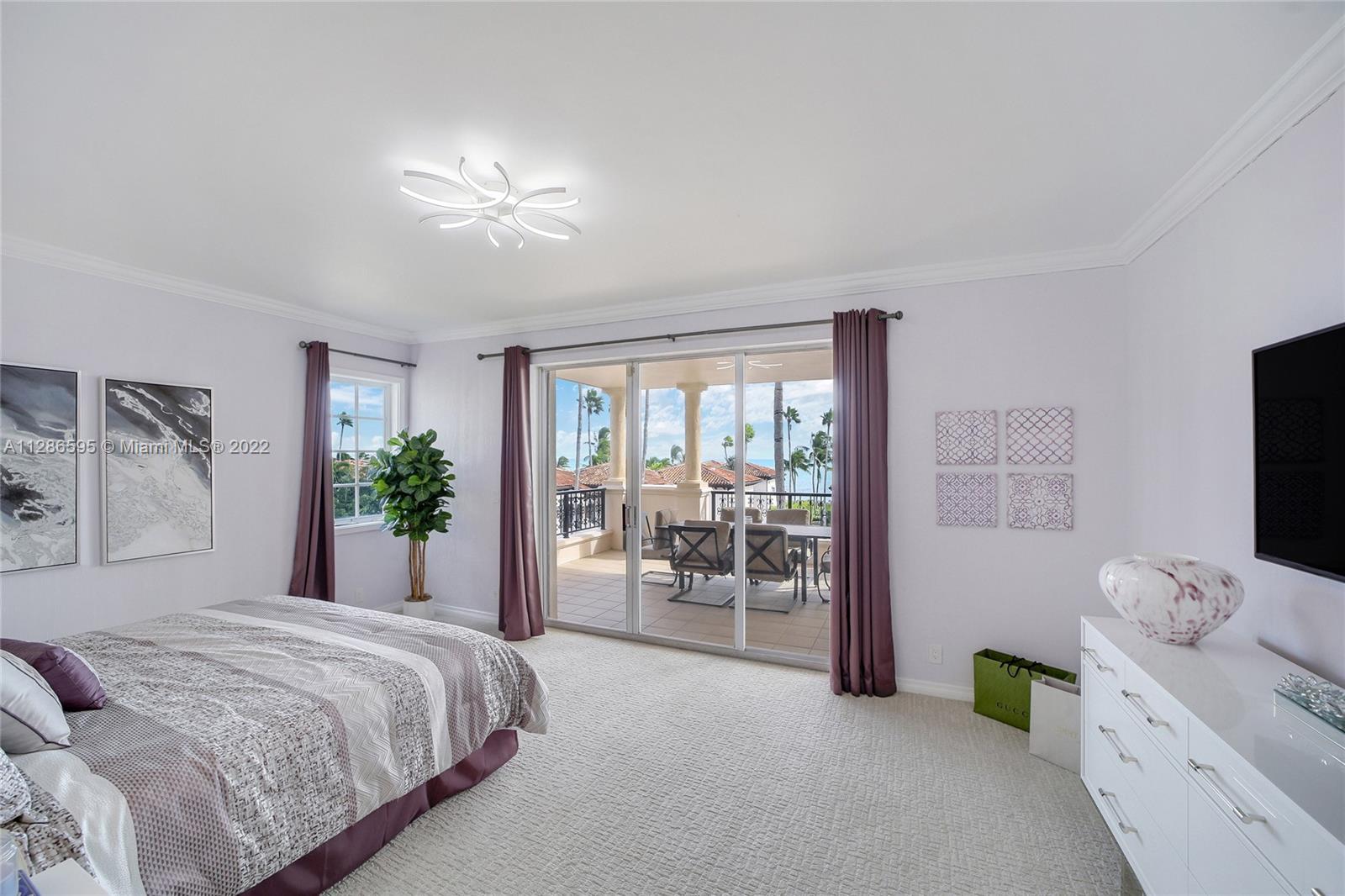 19133 Fisher Island Dr, Miami Beach, FL, 33109 United States, 2 Bedrooms Bedrooms, ,2 BathroomsBathrooms,Residential,For Sale,Fisher Island Dr,A11286595
