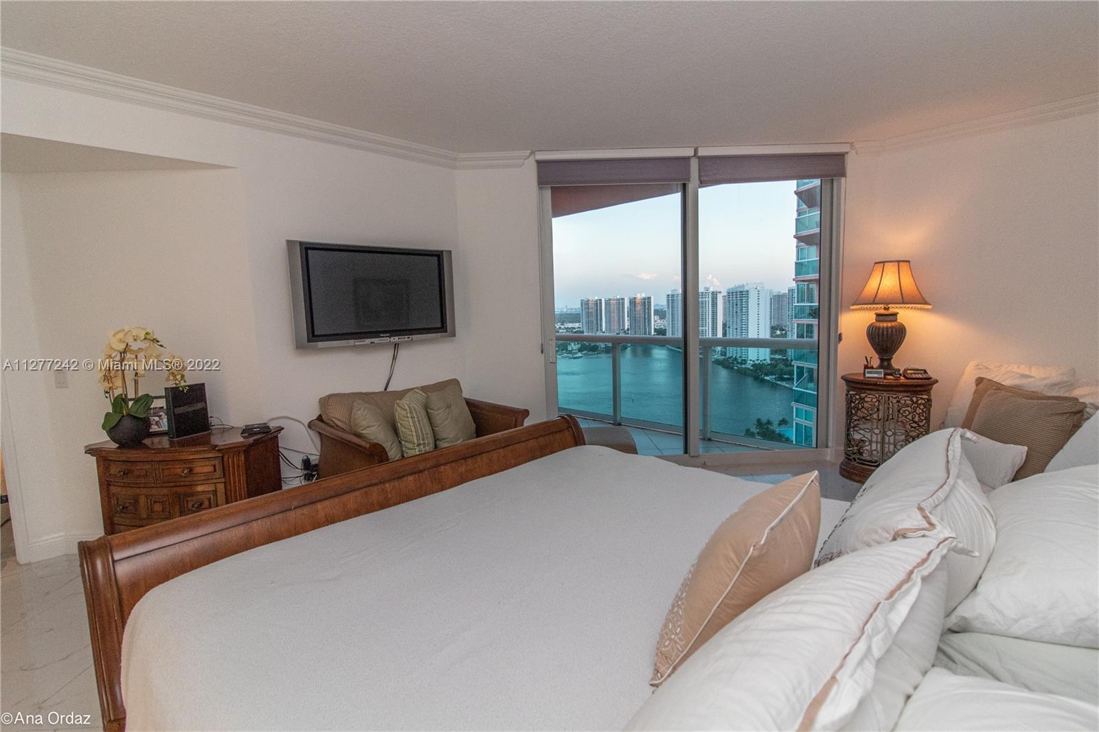 3370 190 St, Aventura, FL, 33180 United States, 2 Bedrooms Bedrooms, ,2 BathroomsBathrooms,Residential,For Sale,190 St,A11277242