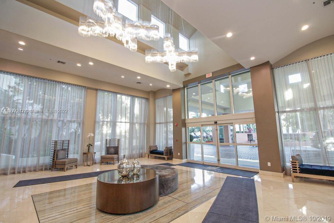 3370 190 St, Aventura, FL, 33180 United States, 2 Bedrooms Bedrooms, ,2 BathroomsBathrooms,Residential,For Sale,190 St,A11277242