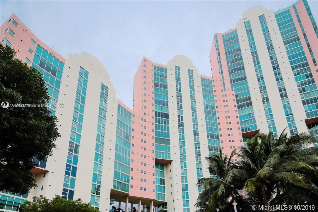 3370 190 St, Aventura, FL, 33180 United States, 2 Bedrooms Bedrooms, ,2 BathroomsBathrooms,Residential,For Sale,190 St,A11277242