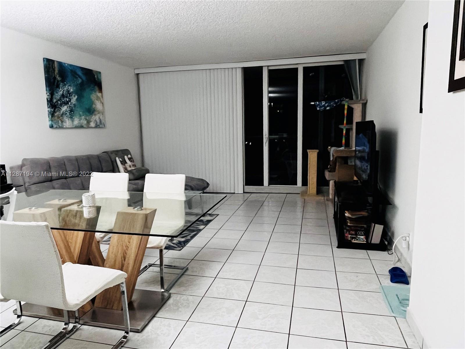 100 Bayview Dr, Sunny Isles Beach, FL, 33160 United States, 1 Bedroom Bedrooms, ,1 BathroomBathrooms,Residential,For Sale,Bayview Dr,A11287194