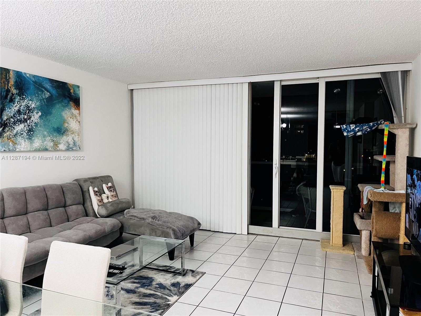 100 Bayview Dr, Sunny Isles Beach, FL, 33160 United States, 1 Bedroom Bedrooms, ,1 BathroomBathrooms,Residential,For Sale,Bayview Dr,A11287194