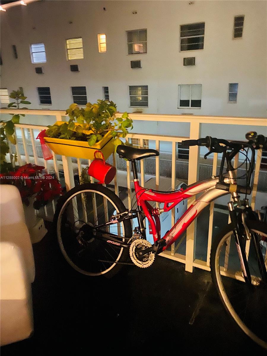 345 Ocean Dr 307, Miami Beach, Florida 33139, 1 Bedroom Bedrooms, ,1 BathroomBathrooms,Residential,For Sale,345 Ocean Dr 307,A11288003