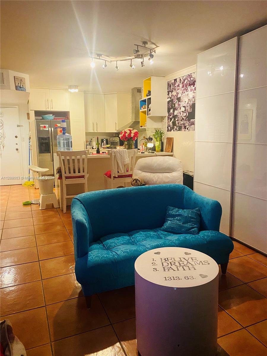 345 Ocean Dr 307, Miami Beach, Florida 33139, 1 Bedroom Bedrooms, ,1 BathroomBathrooms,Residential,For Sale,345 Ocean Dr 307,A11288003