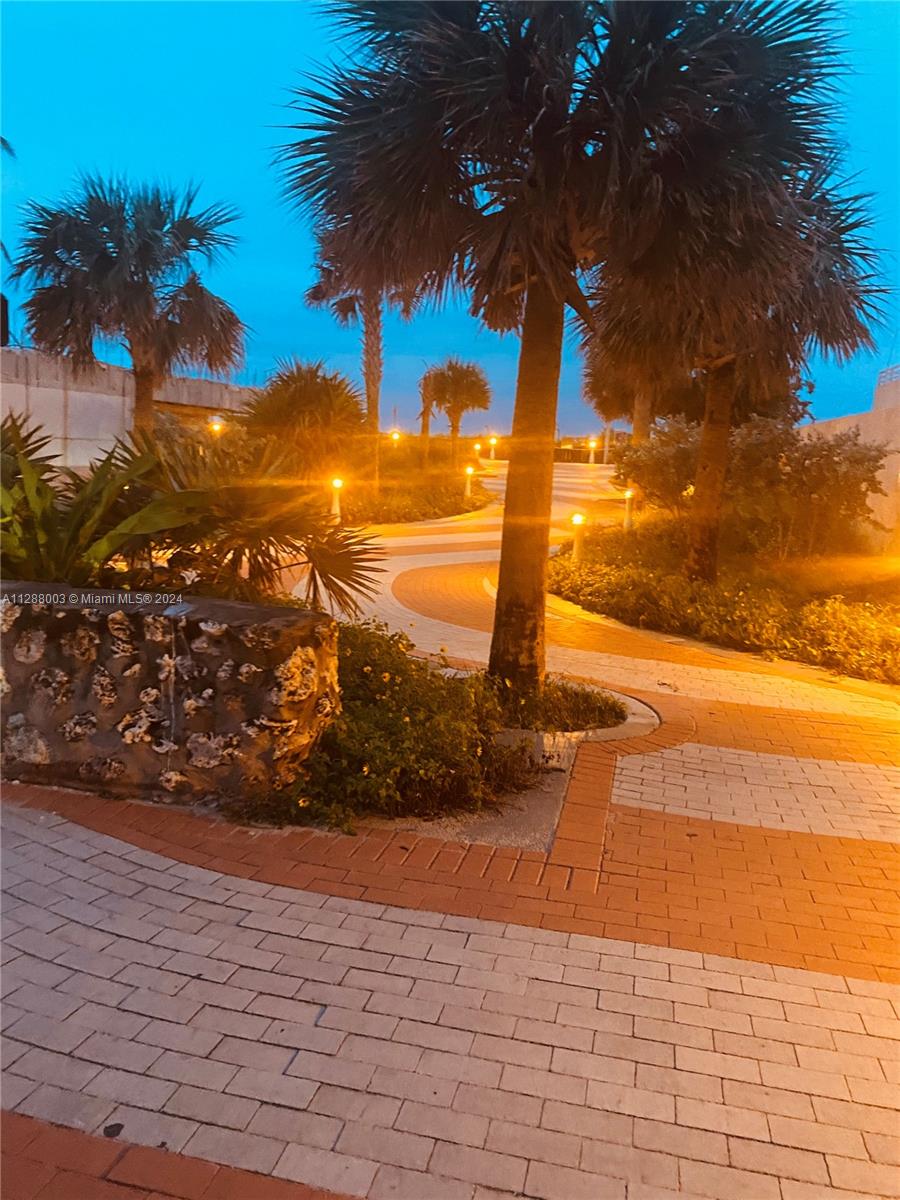 345 Ocean Dr 307, Miami Beach, Florida 33139, 1 Bedroom Bedrooms, ,1 BathroomBathrooms,Residential,For Sale,345 Ocean Dr 307,A11288003
