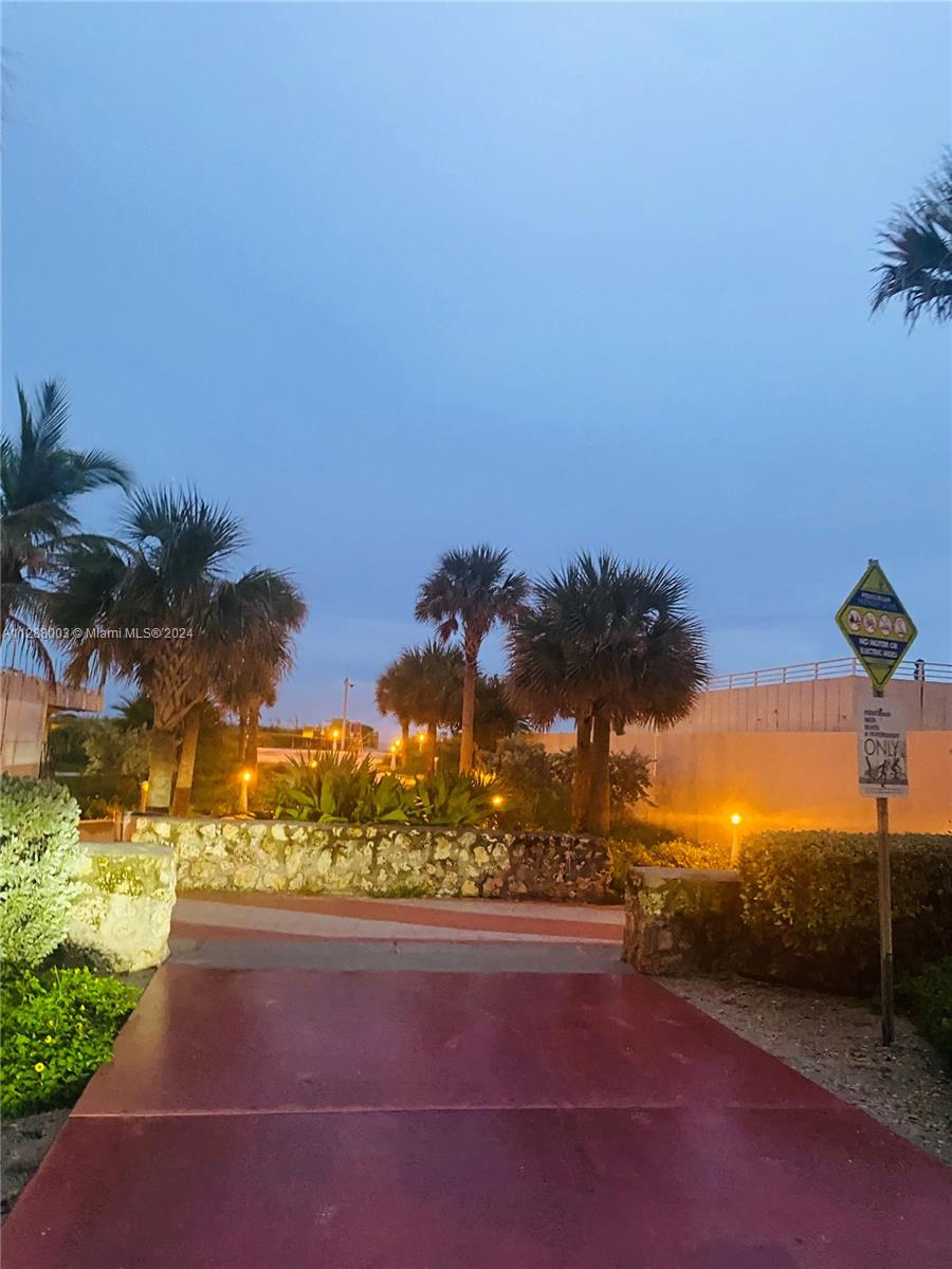 345 Ocean Dr 307, Miami Beach, Florida 33139, 1 Bedroom Bedrooms, ,1 BathroomBathrooms,Residential,For Sale,345 Ocean Dr 307,A11288003