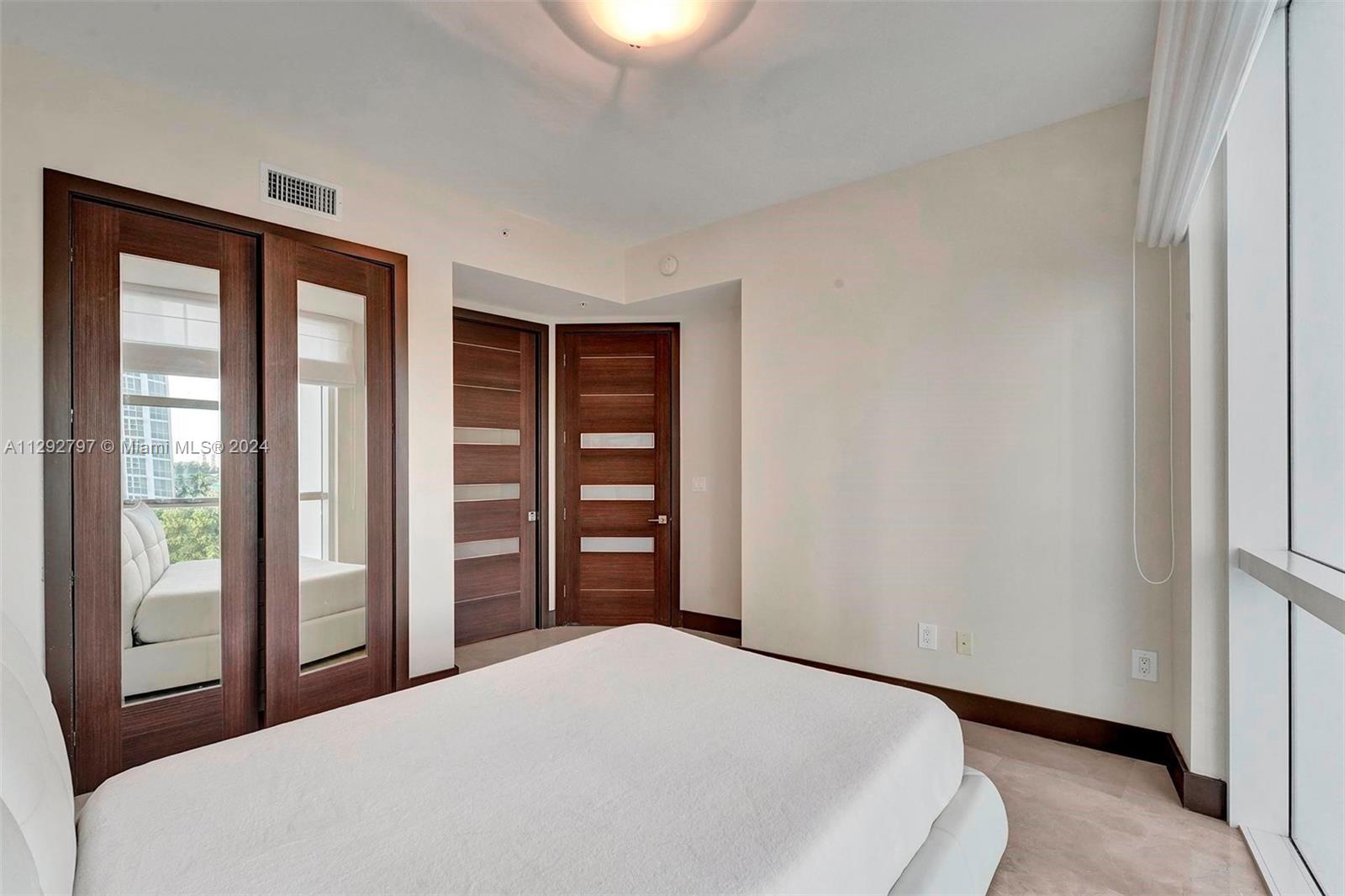 18101 Collins Ave, Sunny Isles Beach, FL, 33160 United States, 3 Bedrooms Bedrooms, ,3 BathroomsBathrooms,Residential,For Sale,Collins Ave,A11292797