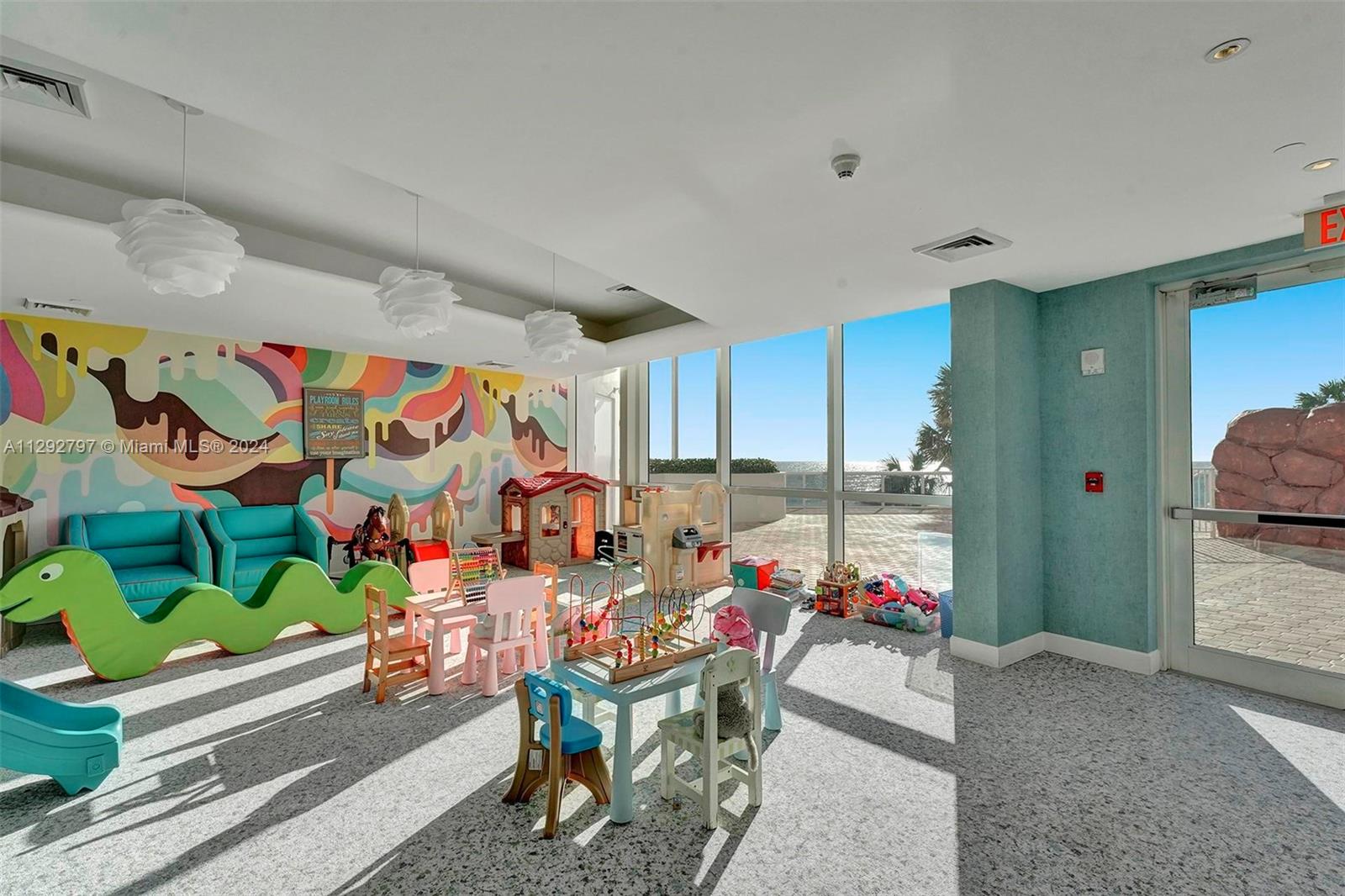 18101 Collins Ave, Sunny Isles Beach, FL, 33160 United States, 3 Bedrooms Bedrooms, ,3 BathroomsBathrooms,Residential,For Sale,Collins Ave,A11292797