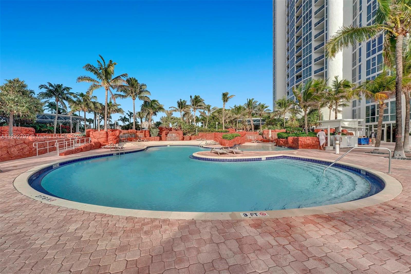 18101 Collins Ave, Sunny Isles Beach, FL, 33160 United States, 3 Bedrooms Bedrooms, ,3 BathroomsBathrooms,Residential,For Sale,Collins Ave,A11292797