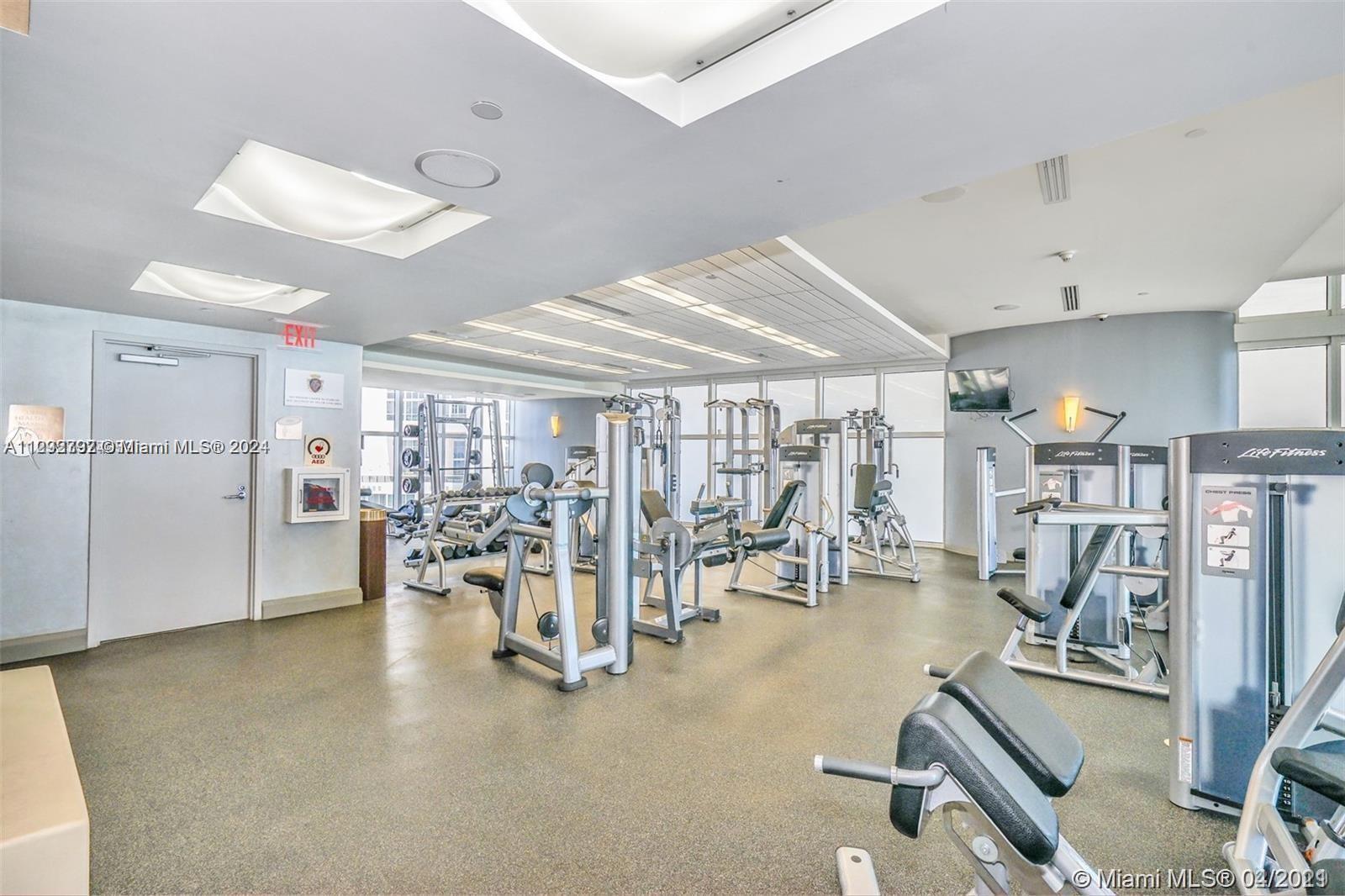 18101 Collins Ave, Sunny Isles Beach, FL, 33160 United States, 3 Bedrooms Bedrooms, ,3 BathroomsBathrooms,Residential,For Sale,Collins Ave,A11292797