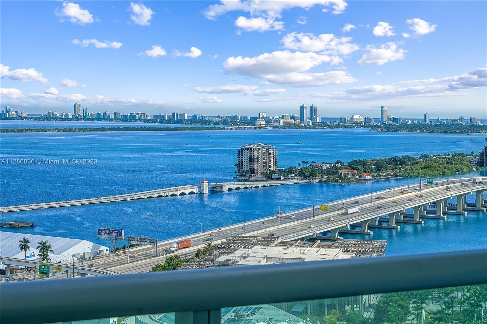 Miami, Florida 33132, 1 Bedroom Bedrooms, ,2 BathroomsBathrooms,Residential,For Sale,A11286836