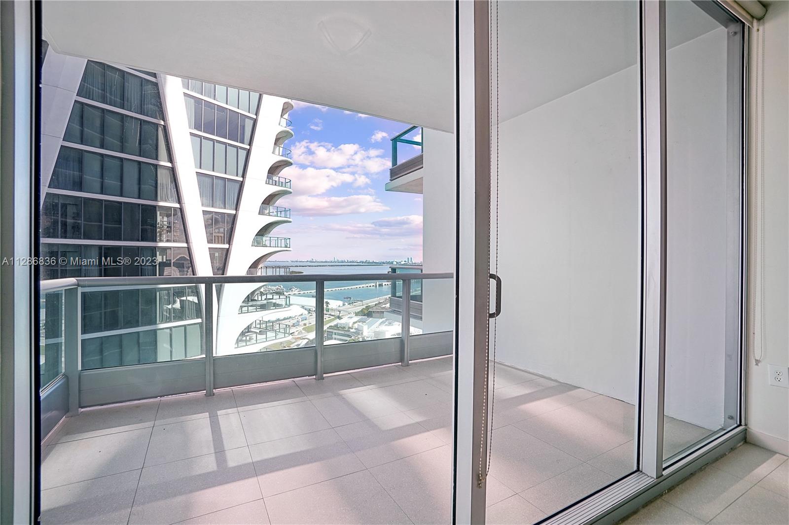 Miami, Florida 33132, 1 Bedroom Bedrooms, ,2 BathroomsBathrooms,Residential,For Sale,A11286836