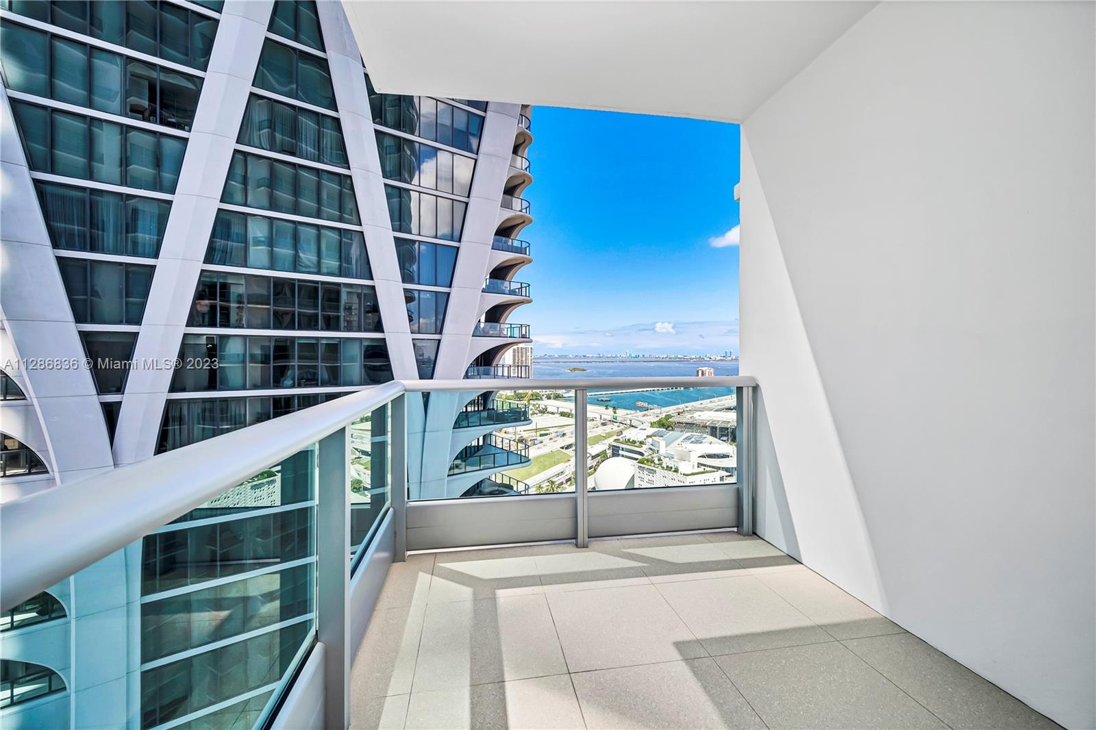 Miami, Florida 33132, 1 Bedroom Bedrooms, ,2 BathroomsBathrooms,Residential,For Sale,A11286836