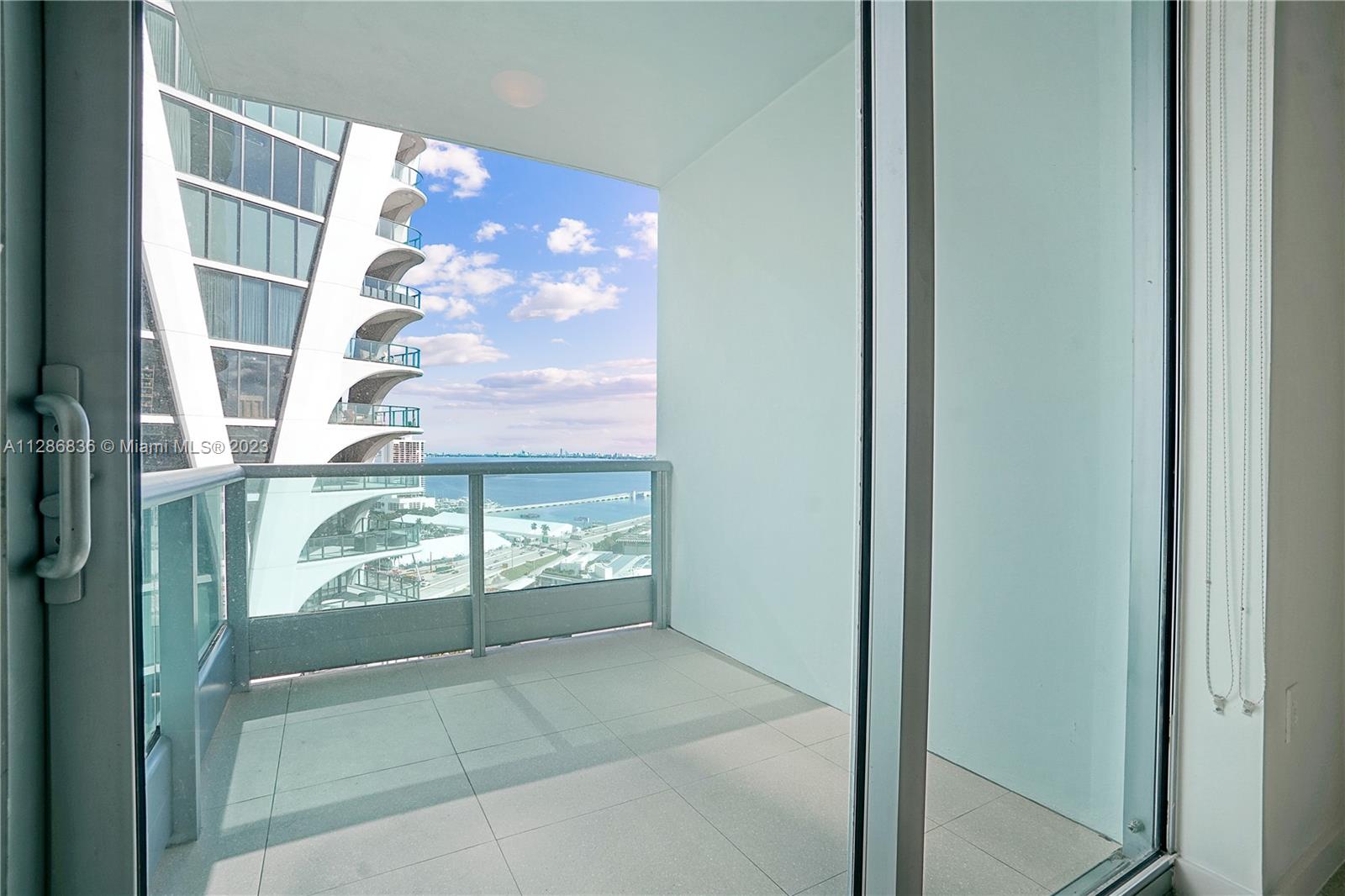 Miami, Florida 33132, 1 Bedroom Bedrooms, ,2 BathroomsBathrooms,Residential,For Sale,A11286836