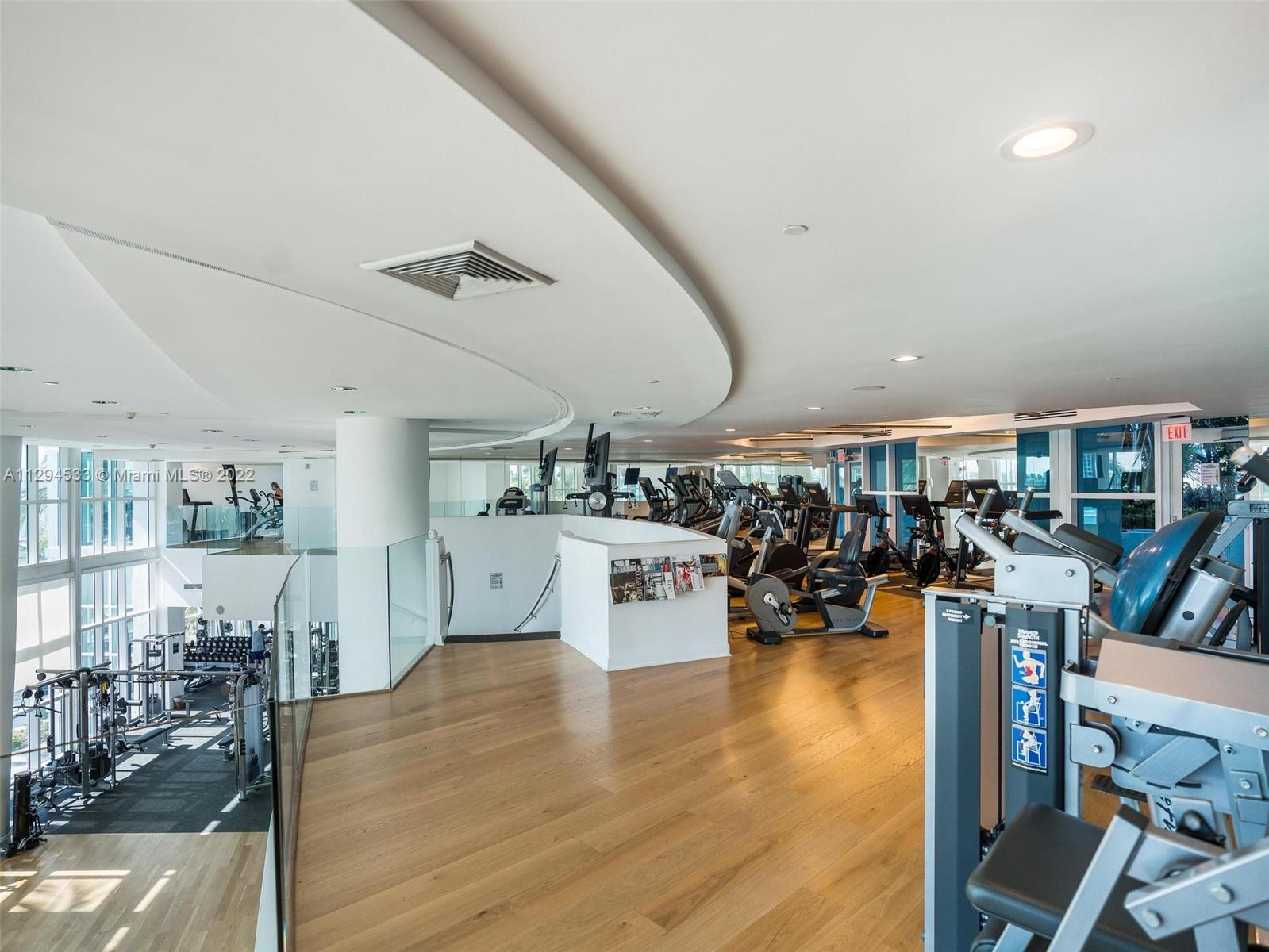 1000 Pointe Dr, Miami Beach, FL, 33139 United States, 3 Bedrooms Bedrooms, ,2 BathroomsBathrooms,Residential,For Sale,Pointe Dr,A11294533