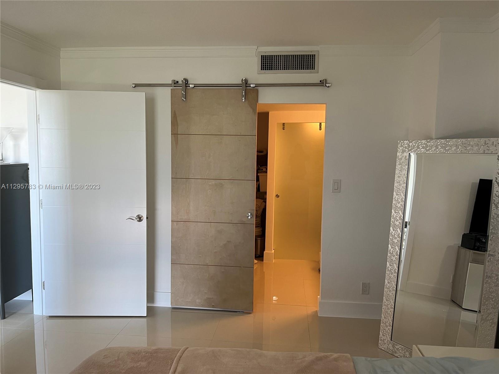 20379 Country Club Dr, Aventura, FL, 33180 United States, 2 Bedrooms Bedrooms, ,2 BathroomsBathrooms,Residential,For Sale,Country Club Dr,A11295783