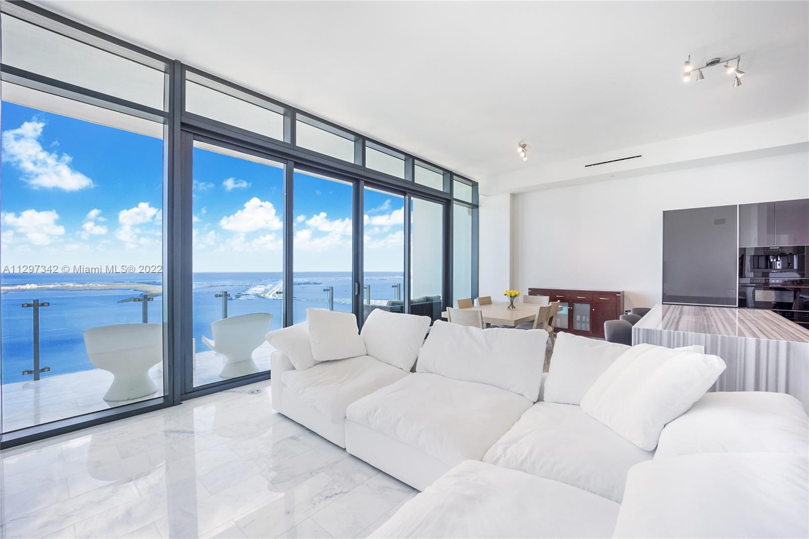 1451 Brickell Ave, Miami, FL, 33131 United States, 3 Bedrooms Bedrooms, ,3 BathroomsBathrooms,Residential,For Sale,Brickell Ave,A11297342