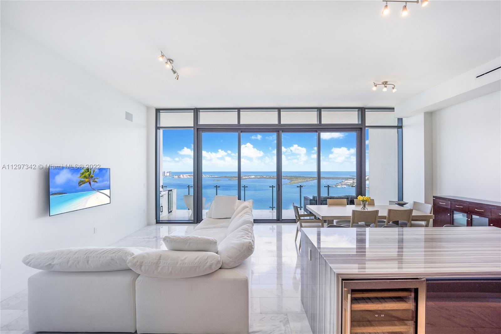 1451 Brickell Ave, Miami, FL, 33131 United States, 3 Bedrooms Bedrooms, ,3 BathroomsBathrooms,Residential,For Sale,Brickell Ave,A11297342