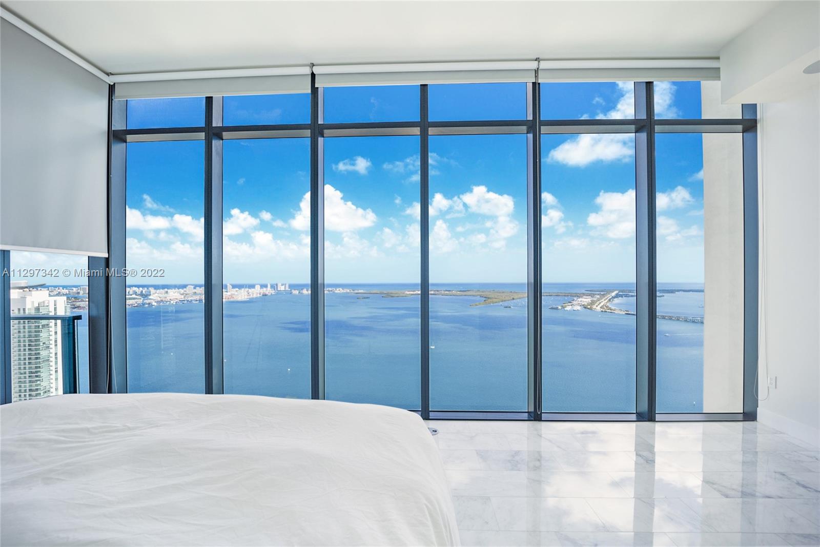 1451 Brickell Ave, Miami, FL, 33131 United States, 3 Bedrooms Bedrooms, ,3 BathroomsBathrooms,Residential,For Sale,Brickell Ave,A11297342