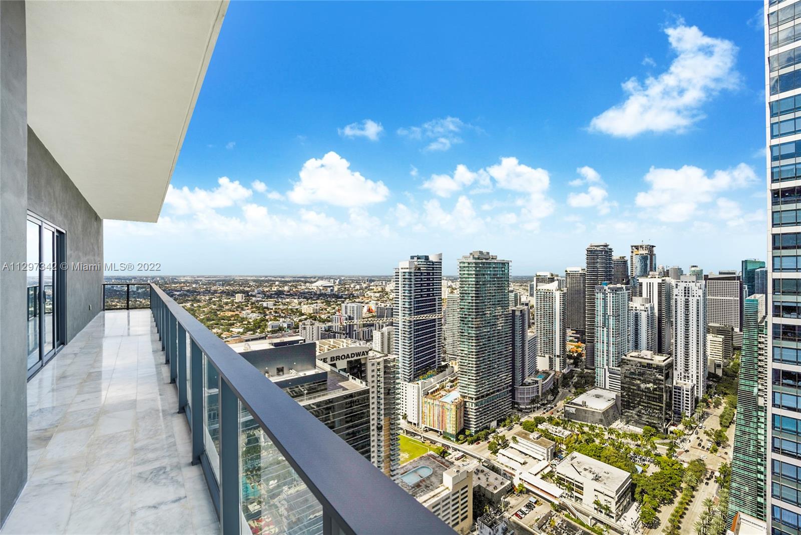 1451 Brickell Ave, Miami, FL, 33131 United States, 3 Bedrooms Bedrooms, ,3 BathroomsBathrooms,Residential,For Sale,Brickell Ave,A11297342
