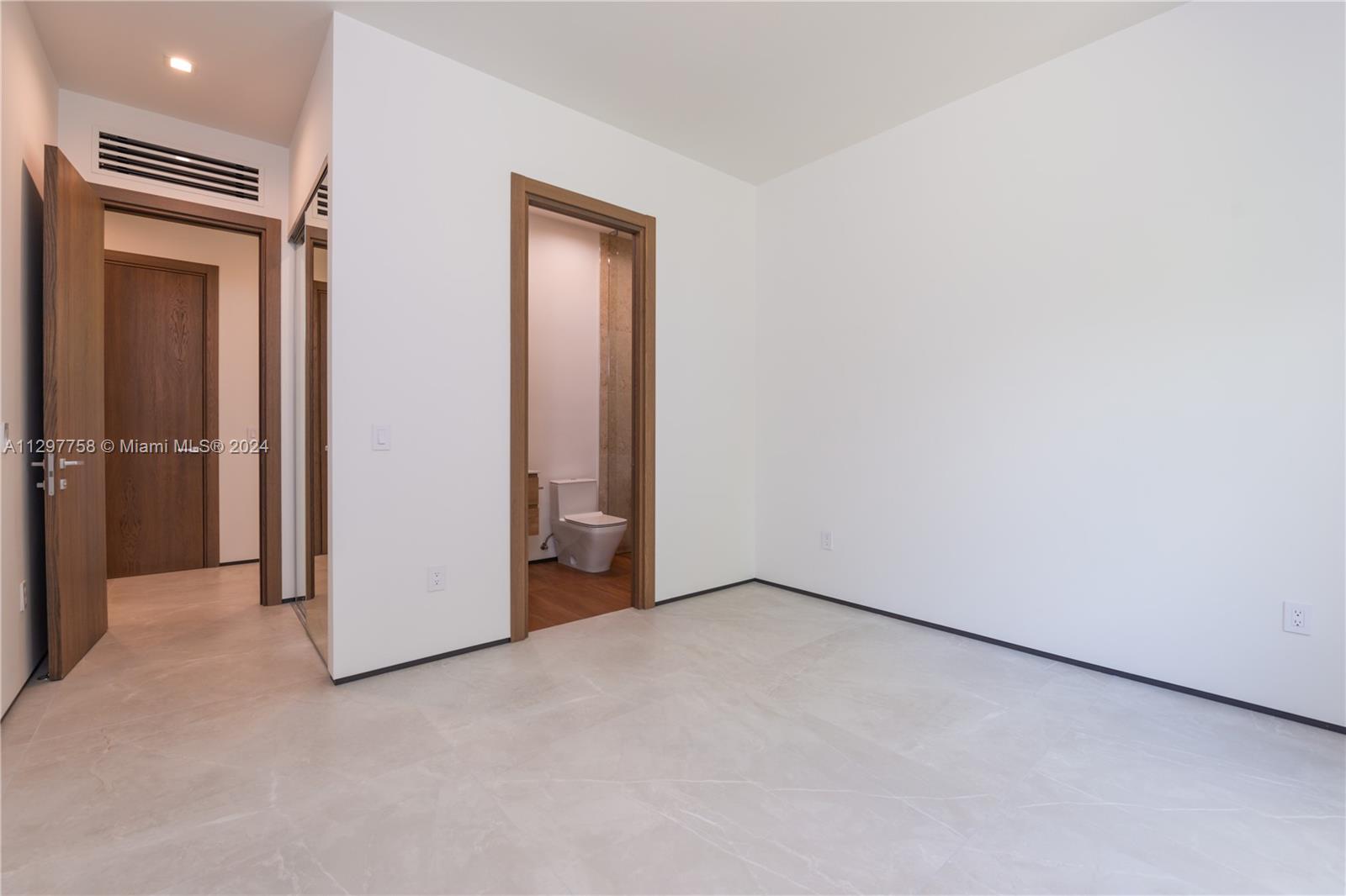 6250 98th St, Pinecrest, FL, 33156 United States, 7 Bedrooms Bedrooms, ,8 BathroomsBathrooms,Residential,For Sale,98th St,A11297758