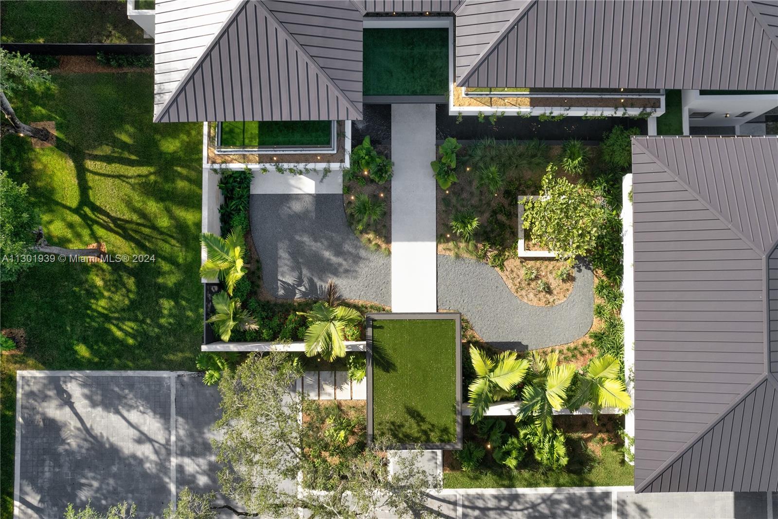 10840 Old Cutler Rd, Coral Gables, FL, 33156 United States, 7 Bedrooms Bedrooms, ,8 BathroomsBathrooms,Residential,For Sale,Old Cutler Rd,A11301939