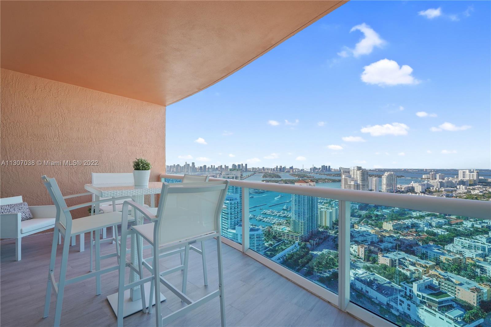 300 Pointe Dr, Miami Beach, FL, 33139 United States, 3 Bedrooms Bedrooms, ,3 BathroomsBathrooms,Residential,For Sale,Pointe Dr,A11307038