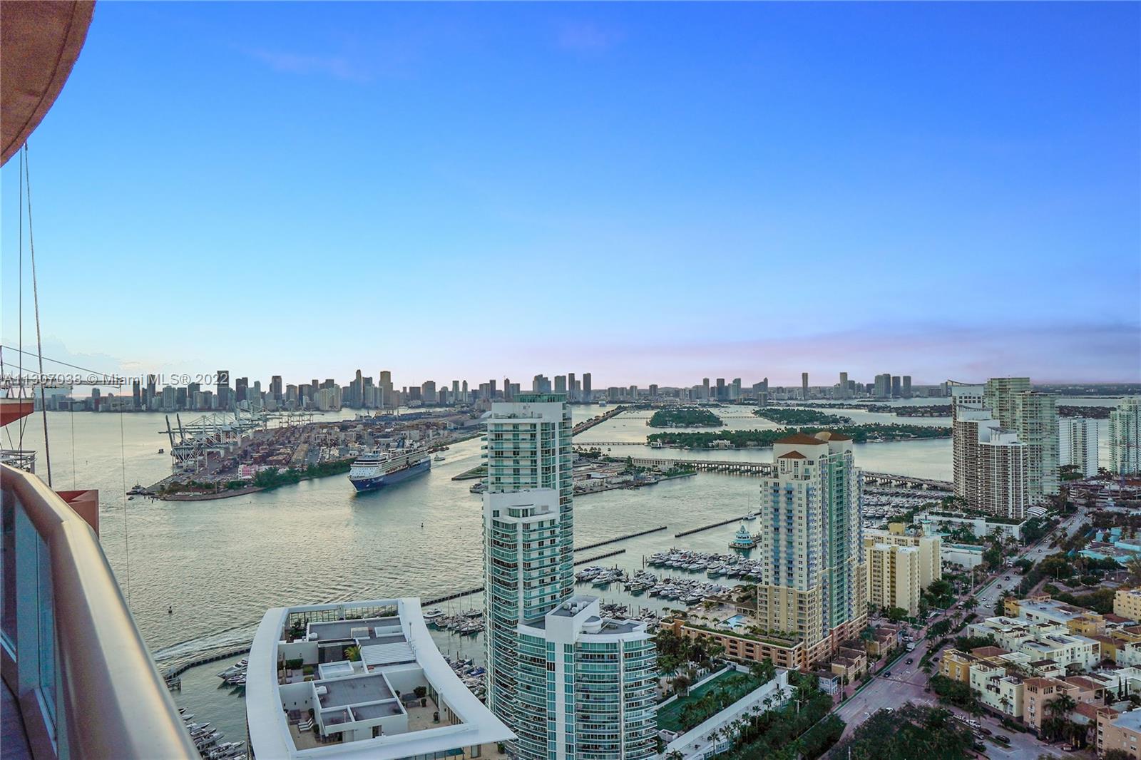 300 Pointe Dr, Miami Beach, FL, 33139 United States, 3 Bedrooms Bedrooms, ,3 BathroomsBathrooms,Residential,For Sale,Pointe Dr,A11307038