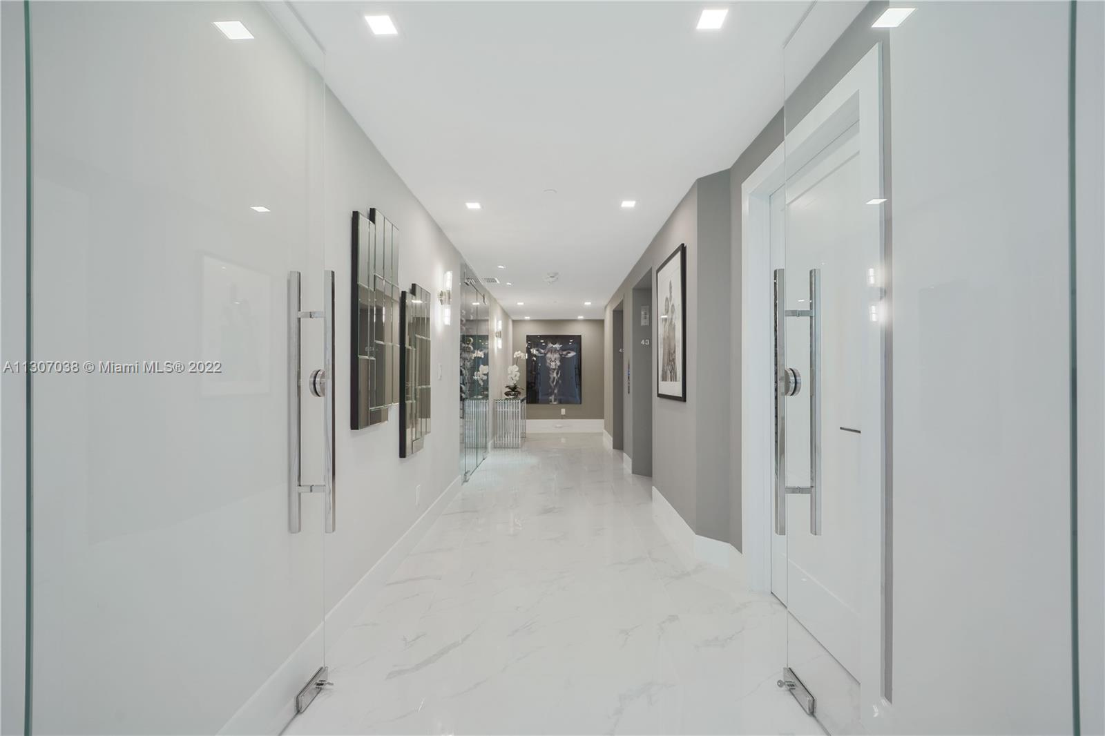 300 Pointe Dr, Miami Beach, FL, 33139 United States, 3 Bedrooms Bedrooms, ,3 BathroomsBathrooms,Residential,For Sale,Pointe Dr,A11307038