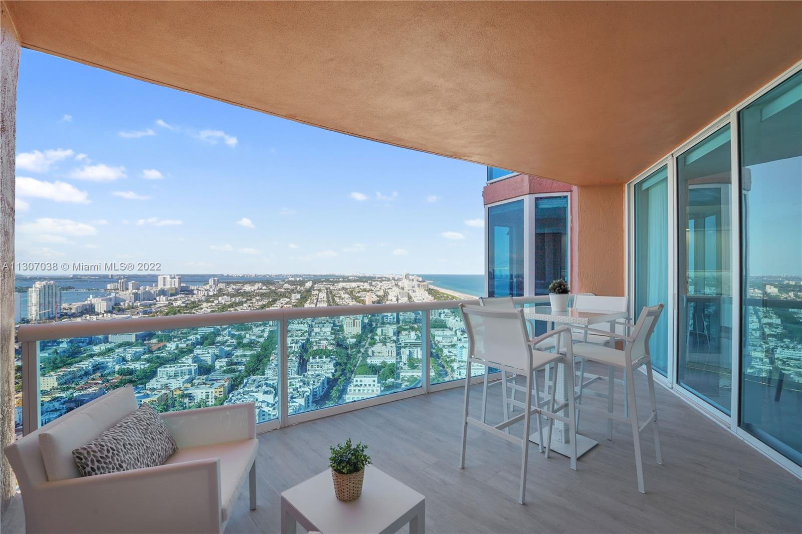 300 Pointe Dr, Miami Beach, FL, 33139 United States, 3 Bedrooms Bedrooms, ,3 BathroomsBathrooms,Residential,For Sale,Pointe Dr,A11307038