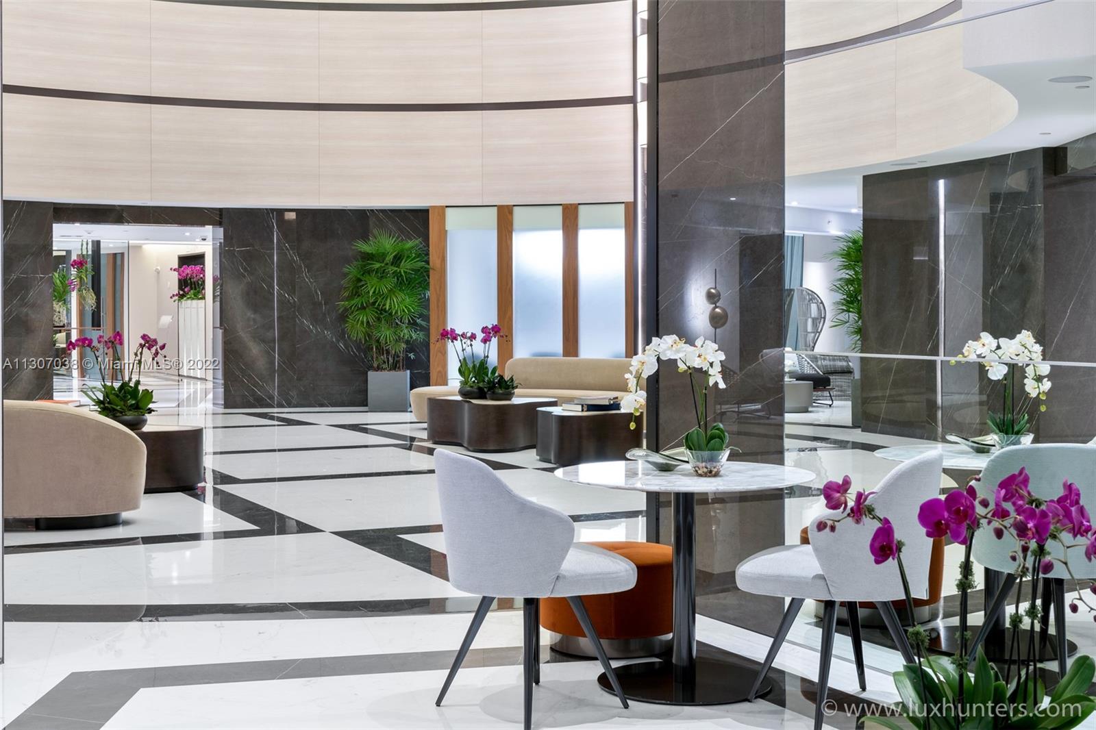 300 Pointe Dr, Miami Beach, FL, 33139 United States, 3 Bedrooms Bedrooms, ,3 BathroomsBathrooms,Residential,For Sale,Pointe Dr,A11307038