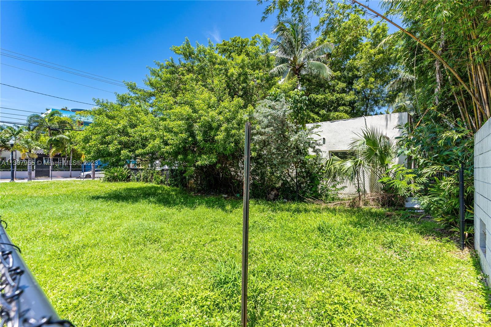 912 4th St, Miami Beach, FL, 33139 United States, 3 Bedrooms Bedrooms, ,3 BathroomsBathrooms,Residential,For Sale,4th St,A11307955