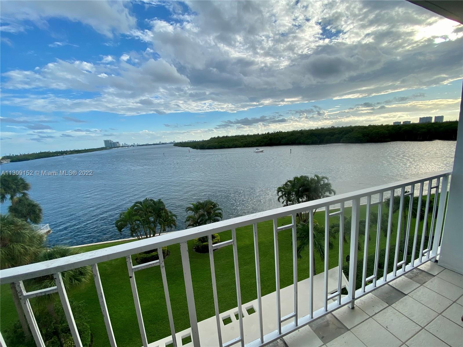 500 Bayview Dr, Sunny Isles Beach, FL, 33160 United States, 2 Bedrooms Bedrooms, ,2 BathroomsBathrooms,Residential,For Sale,Bayview Dr,A11309152