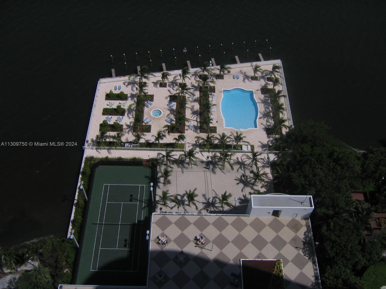 2101 Brickell Ave 502, Miami, Florida 33129, 1 Bedroom Bedrooms, ,1 BathroomBathrooms,Residentiallease,For Rent,2101 Brickell Ave 502,A11309750