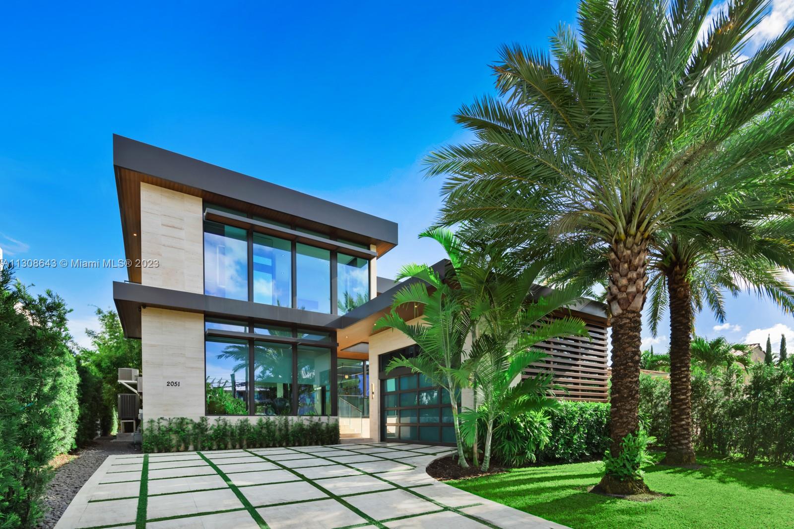 2051 Bay Rd, Miami Beach, FL, 33140 United States, 4 Bedrooms Bedrooms, ,5 BathroomsBathrooms,Residential,For Sale,Bay Rd,A11308643