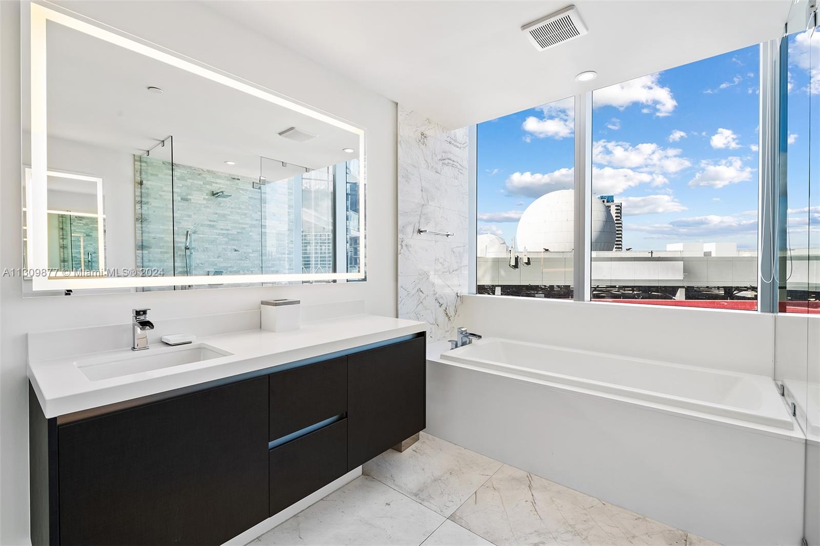 851 NE 1st Ave 912, Miami, Florida 33132, 3 Bedrooms Bedrooms, ,4 BathroomsBathrooms,Residential,For Sale,851 NE 1st Ave 912,A11309877