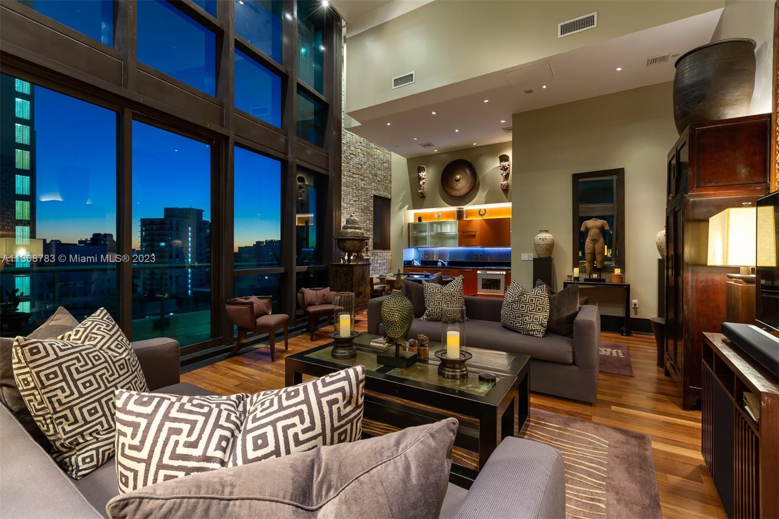 101 20th St, Miami Beach, FL, 33139 United States, 2 Bedrooms Bedrooms, ,2 BathroomsBathrooms,Residential,For Sale,20th St,A11308783