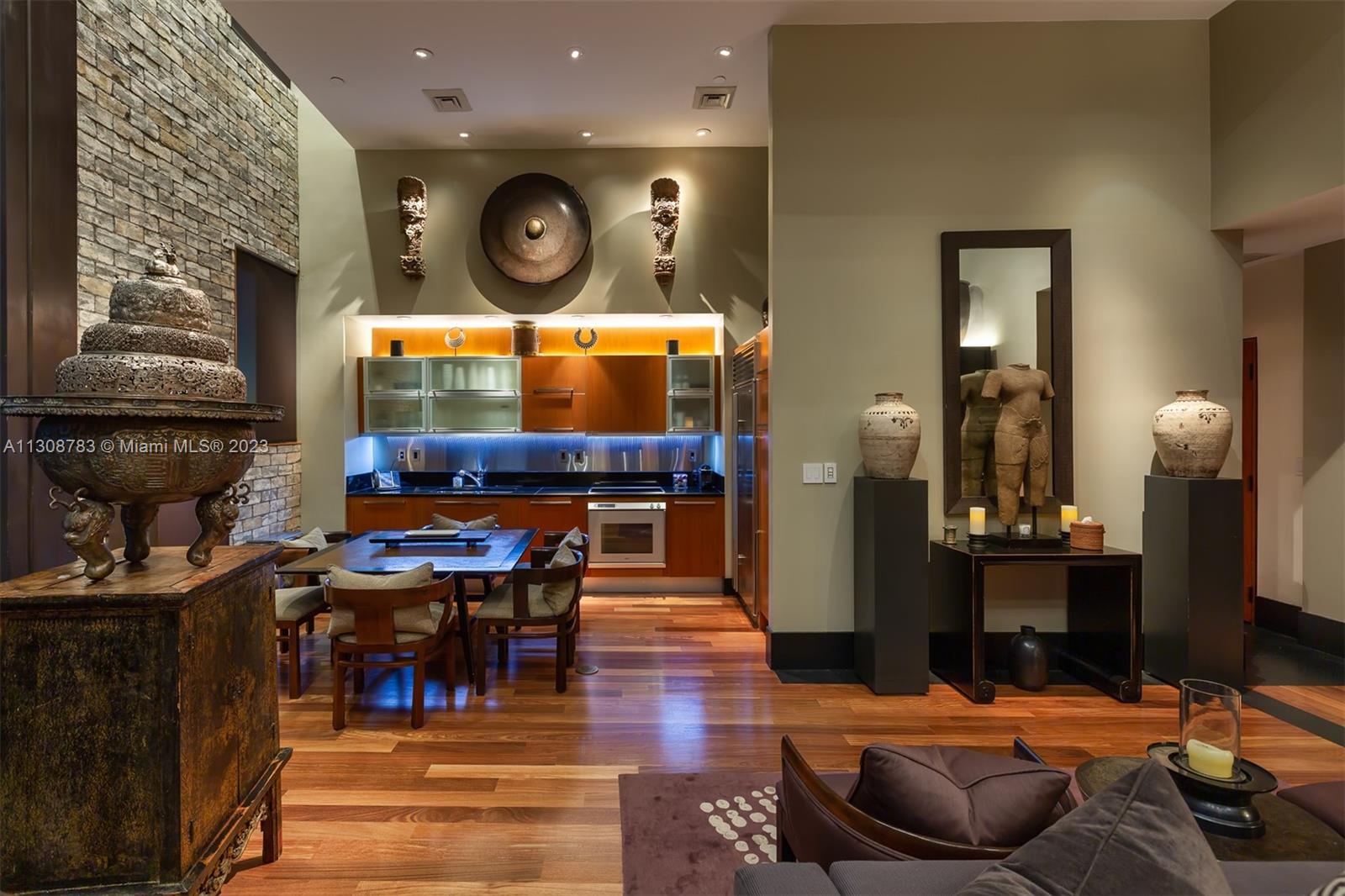 101 20th St, Miami Beach, FL, 33139 United States, 2 Bedrooms Bedrooms, ,2 BathroomsBathrooms,Residential,For Sale,20th St,A11308783