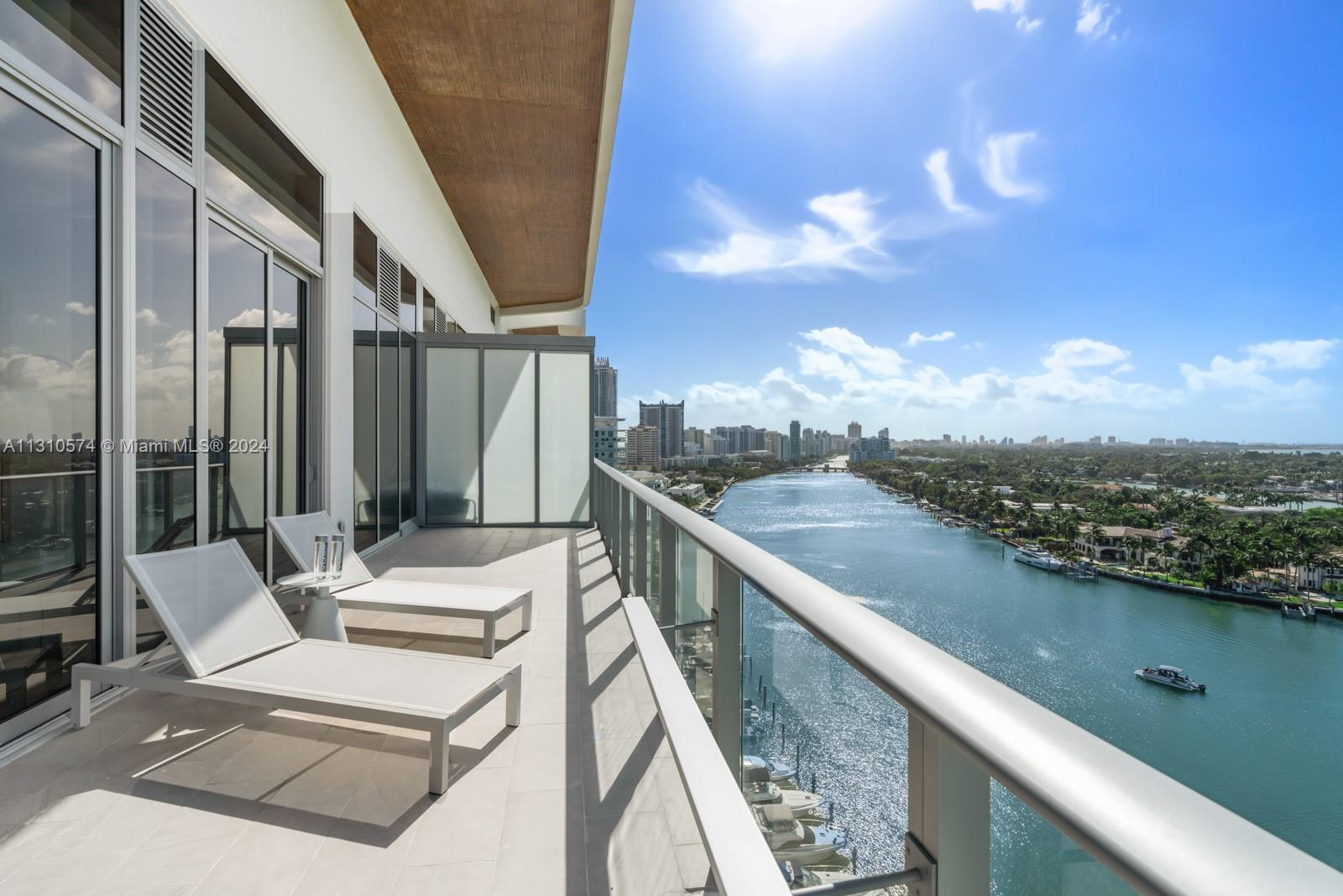 6800 Indian Creek Dr PH2, Miami Beach, Florida 33141, 3 Bedrooms Bedrooms, ,3 BathroomsBathrooms,Residential,For Sale,6800 Indian Creek Dr PH2,A11310574