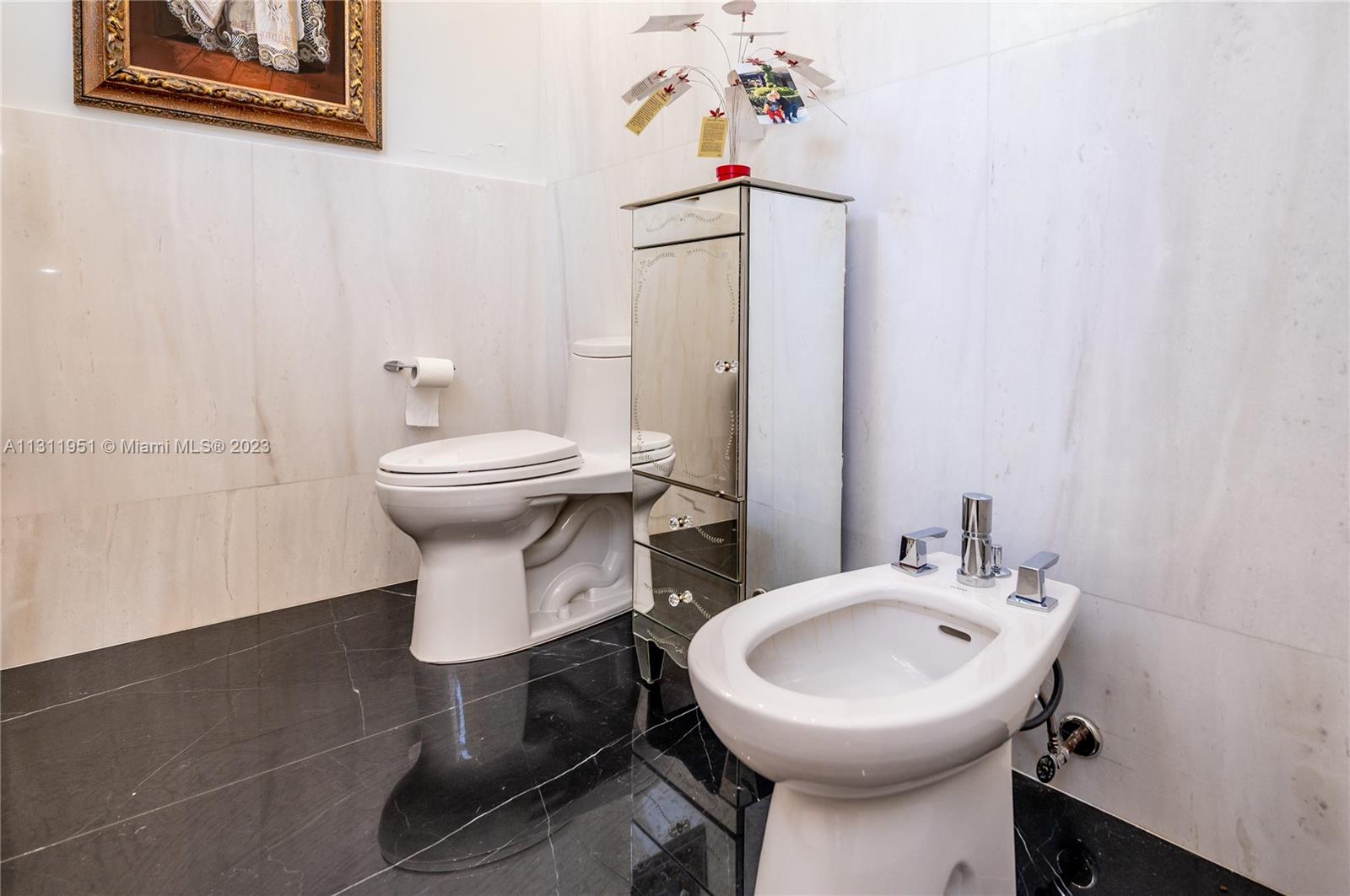 5770 100th St, Pinecrest, FL, 33156 United States, 5 Bedrooms Bedrooms, ,5 BathroomsBathrooms,Residential,For Sale,100th St,A11311951