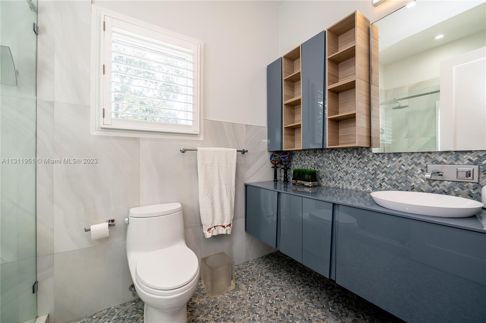 5770 100th St, Pinecrest, FL, 33156 United States, 5 Bedrooms Bedrooms, ,5 BathroomsBathrooms,Residential,For Sale,100th St,A11311951