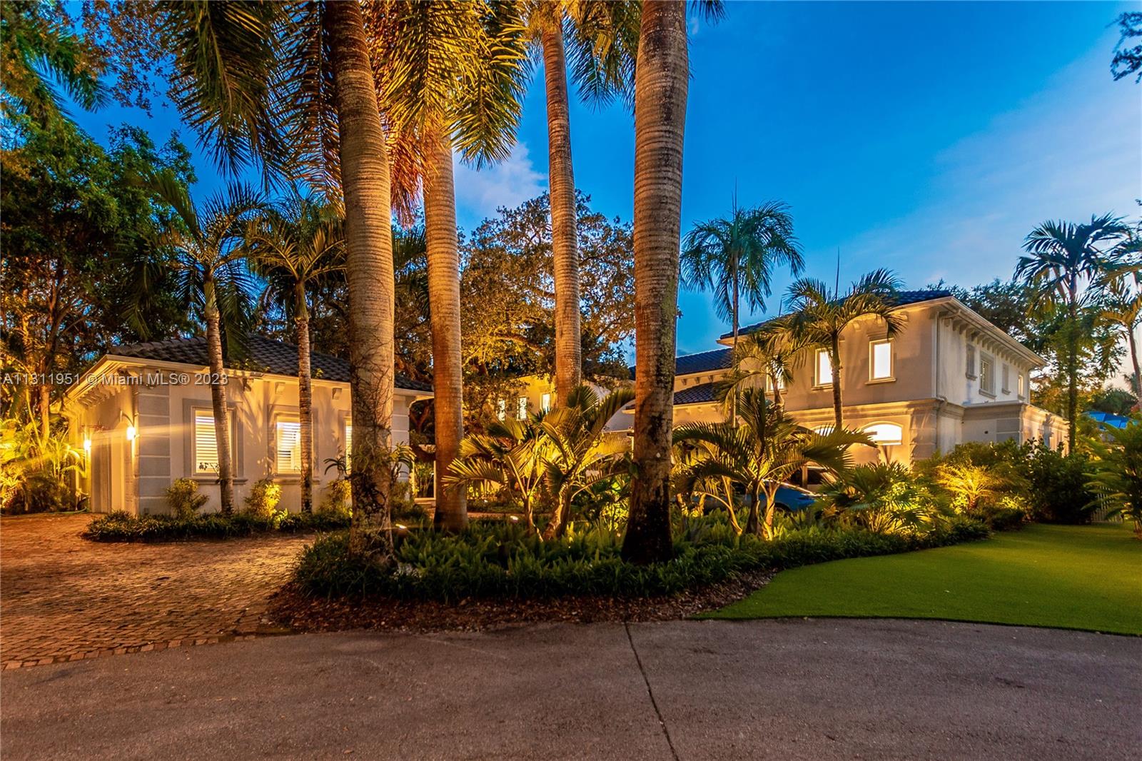 5770 100th St, Pinecrest, FL, 33156 United States, 5 Bedrooms Bedrooms, ,5 BathroomsBathrooms,Residential,For Sale,100th St,A11311951