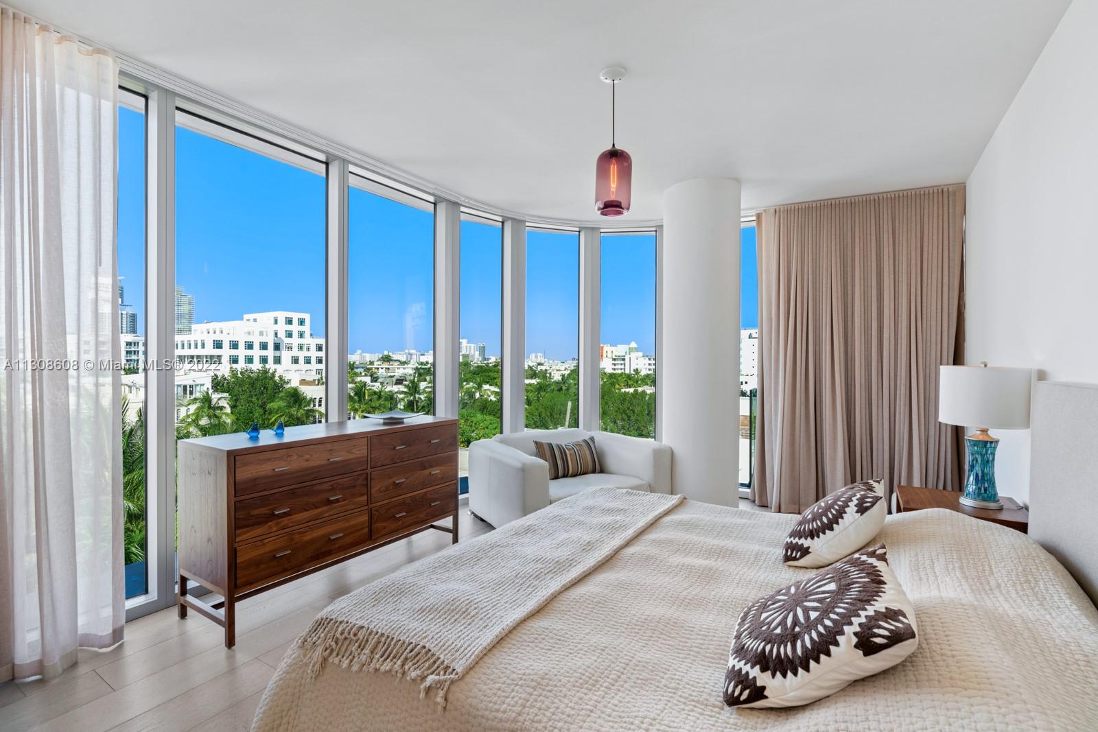 1 Collins Ave, Miami Beach, FL, 33139 United States, 5 Bedrooms Bedrooms, ,5 BathroomsBathrooms,Residential,For Sale,Collins Ave,A11308608