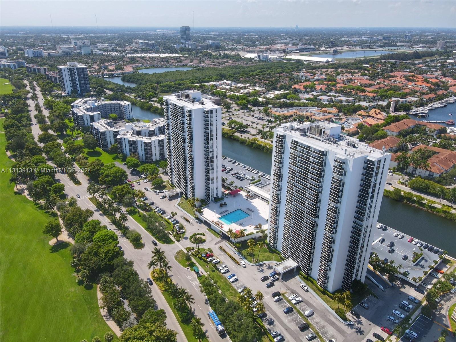 3675 Country Club Dr, Aventura, FL, 33180 United States, 2 Bedrooms Bedrooms, ,2 BathroomsBathrooms,Residential,For Sale,Country Club Dr,A11313913