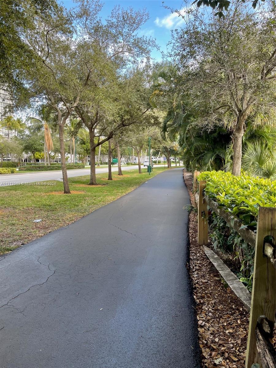 3675 N Country Club Dr 2609, Aventura, Florida 33180, 2 Bedrooms Bedrooms, ,2 BathroomsBathrooms,Residential,For Sale,3675 N Country Club Dr 2609,A11313913